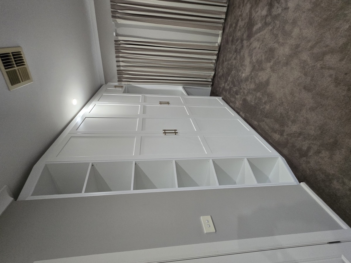 White built-in wardrobe detail