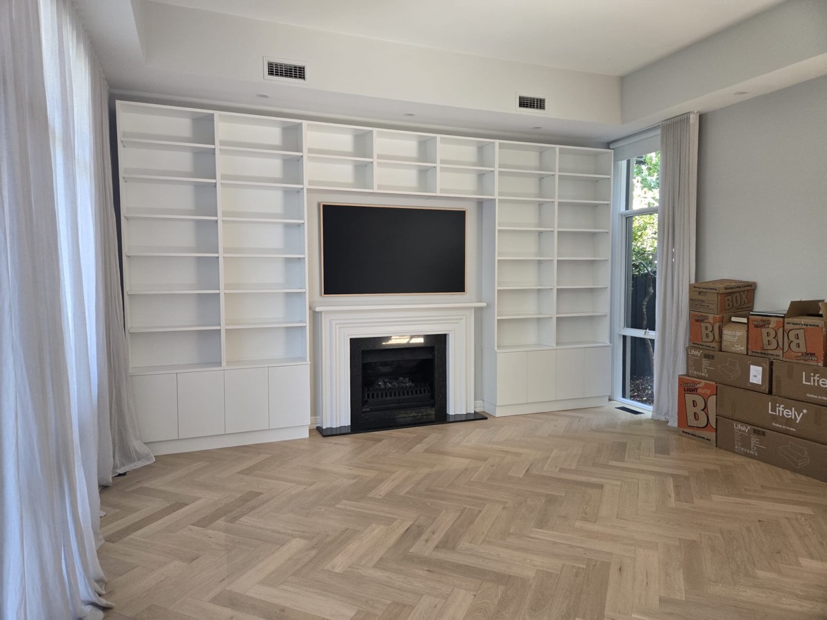 Custom built-in entertainment unit detail